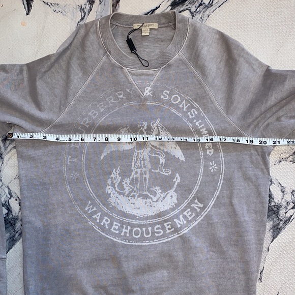 Burberry NEW Large LOGO (Distressed) Sweatshirt🔥Mens SM/Med 21” p-p UNISEX - Picture 7 of 11